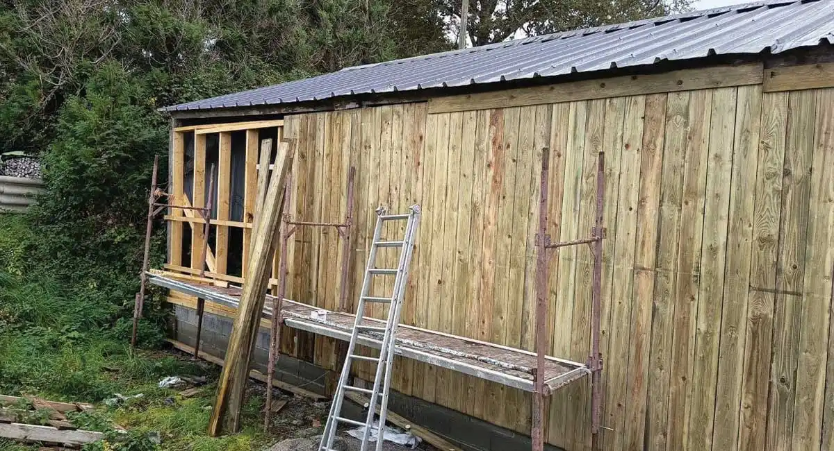 construction-hangar-bois-amenagement-exterieur-kerlaz