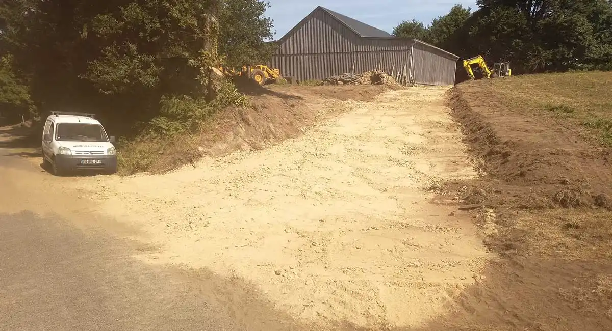 Réalisation d’un chemin d’accès à Guengat